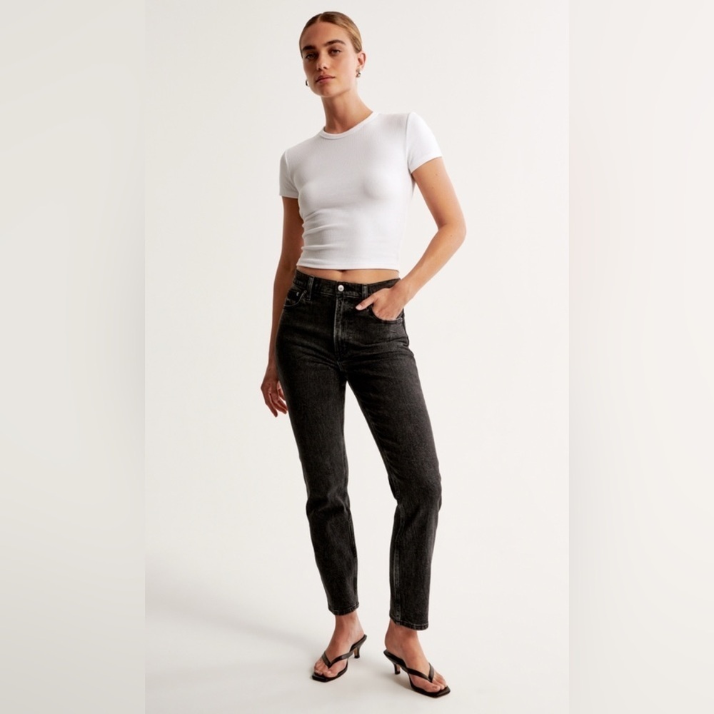 Abercrombie & Fitch Black Mom High Rise  Jeans Size 29 | 8 Long